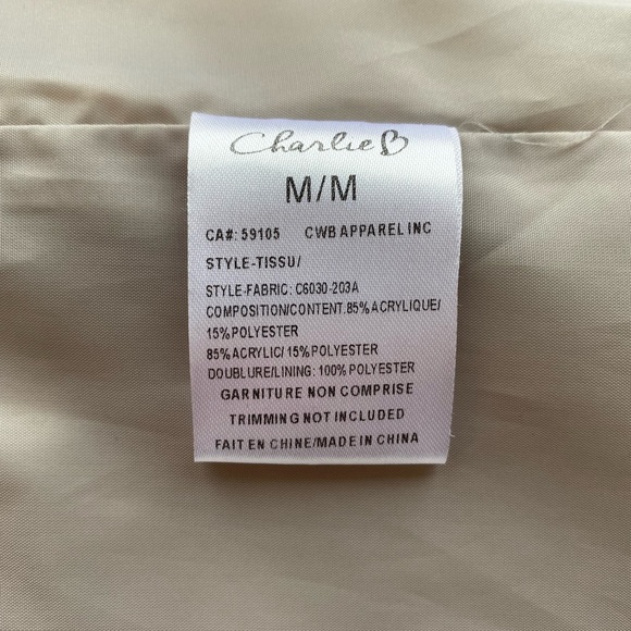 CHARLIE B Faux Fur Vest Size Medium - Picture 12 of 12